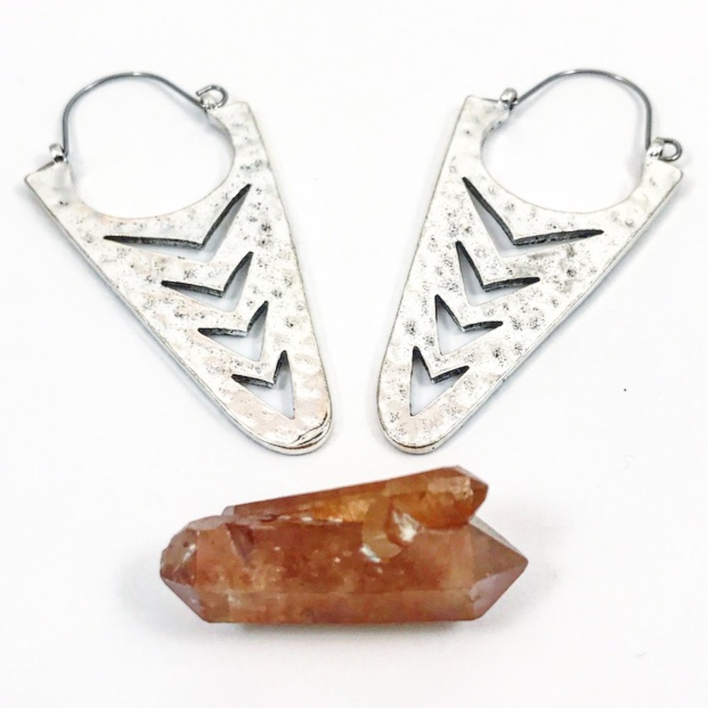 🔴 Arrowhead Boho Tribal Earrings